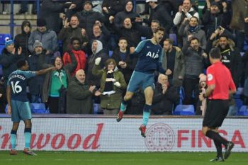 Bantai klub kasta empat, Tottenham melaju ke putaran keempat