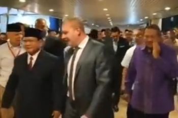 Tak lazim, pesawat Rusia mendarat di Venezuea saat suasana memanas