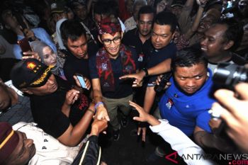 Prabowo-Sandi canangkan program "santri surya"