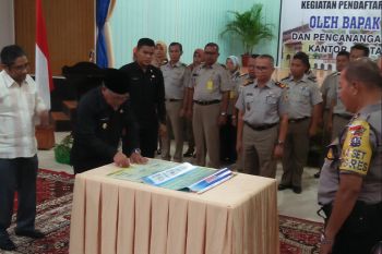 BPN Dumai Serahkan Lagi 648 Sertifikat Tanah PTSL