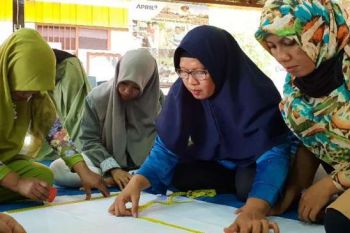 Serunya Membuat Tas Kanvas Karya Tangan Sendiri