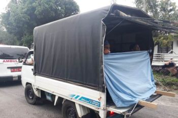 Ditinggal ke warung makan, mobil pick up raib digondol maling