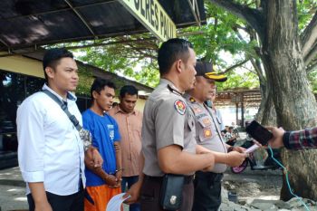 Diduga cemburu, seorang istri tewas ditikam suami