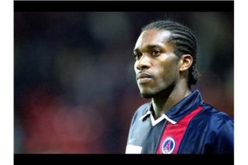 Jay-Jay Okocha semangati pesepakbola Indonesia