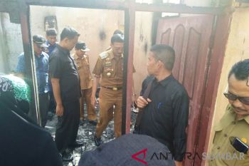 Kunjungi korban kebakaran, Bupati pastikan bantuan untuk Elis