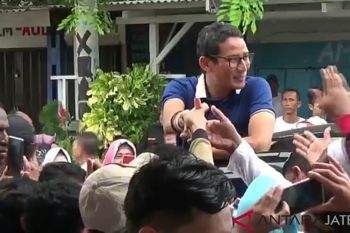 Sandiaga Uno tampung keluhan pengusaha batik Pekalongan
