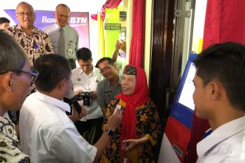 Pedagang Pasar Demangan Yogyakarta mulai gunakan e-retribusi