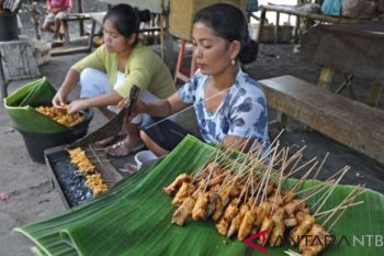 Keragaman kuliner daya tarik pariwisata NTB