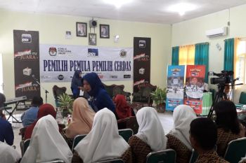 KPU Bandarlampung Sosialisasikan Pemilu Kepada Pemilih Pemula