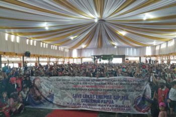 Gubernur Papua ultimatum Freeport  pekerjakan karyawan "moker"