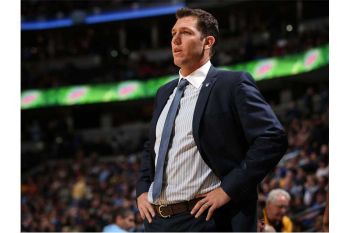 Lakers tidak akan pecat Walton musim ini