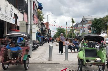 Pembersihan Malioboro dimaksimalkan dengan mesin pengepel pedestrian