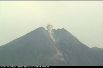 Gunung Merapi enam kali keluarkan awan panas guguran