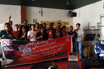 Komunitas Honda Sulteng ikut workshop jurnalistik