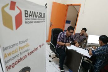 Bawaslu Sulsel terima laporan aduan Tim Capres Prabowo-Sandi