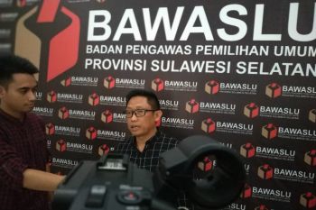 Bawaslu Sulsel periksa maraton camat se-Makassar