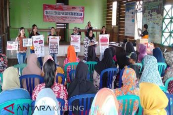 Tingkatkan partisipasi pemilih, KPU Bartim kunjungi Desa Kalinapu