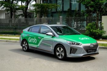 Grab bahas perkembangan mobil listrik