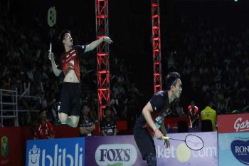 Marcus-Hendra akui Kevin-Ahsan lebih tangguh
