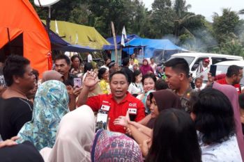 Anak-anak korban tsunami dihibur Narji