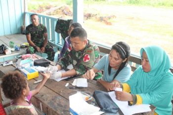 TNI gelar bakti sosial di Kampung Molof Terse
