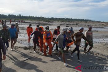 Pendulang terseret banjir ditemukan di kali Kabur Mimika