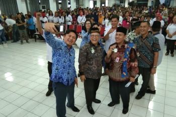 Pangemanan Hadiri Pengukuhan Pengurus DPC HIPMIKIMDO Kota Bitung 2019-2024