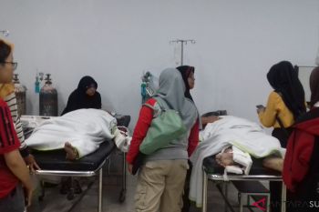 Tiga meninggal, enam luka akibat kecelakaan beruntun di Solok