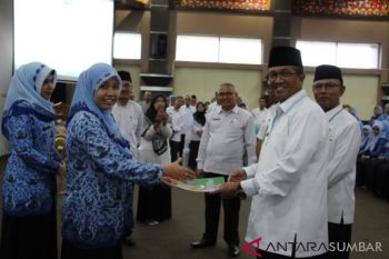 305 CPNS Kabupaten Solok yang lulus akhir 2018 terima SK