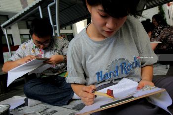 Mahasiswa Jepang Belajar Batik