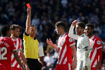 UEFA klaim Ramos sengaja ingin dapatkan kartu kuning saat lawan Ajax