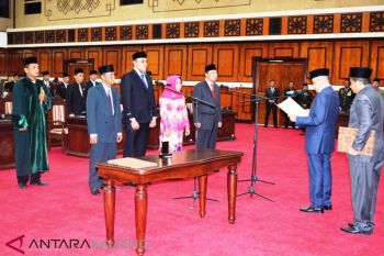 SK Mendagri akhirnya melengkapi personil Komisi B DPRD Kalteng pasca kasus suap