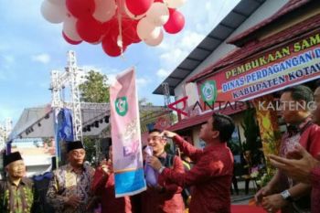 Pelaku usaha Kotim ramai-ramai pesan stan pasar rakyat di 'Sampit Expo'