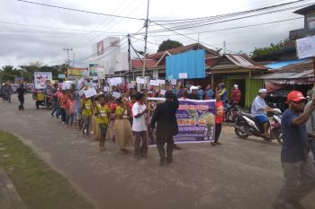 Umat Kristen Biak gelar parade Pekabaran Injil