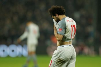 Liverpool tersingkir dari puncak klasemen Liga Inggris