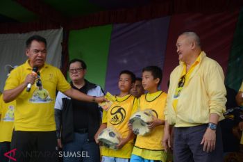 Puluhan anak usia dini ikuti pelatihan singkat sepak bola "Timnas All Star Tour Sumsel"