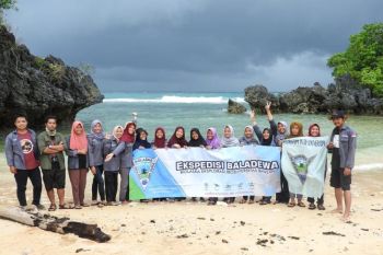 Biolaska mengeksplorasi biodiversitas Pulau Bawean