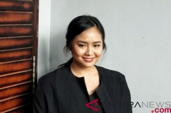 Gita Gutawa senang di balik layar