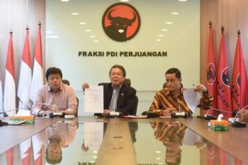 Legislator PDIP soroti rencana RUPS dan penentuan direksi BJB