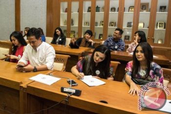 Artikel: Pro Kontra RUU Permusikan
