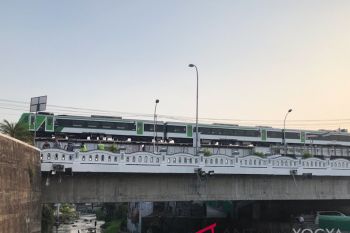 Seluruh tiket KA lokal Daop 6 bisa dipesan lewat KAI Access