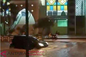 Mamuju dilanda banjir
