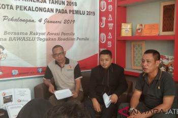 Bawaslu Pekalongan tertibkan 820 APK