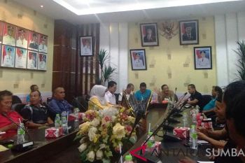 Puluhan pelari asing ikuti Mandeh Run