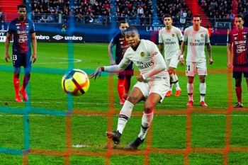 PSG kalahkan Caen berkat dwigol Mbappe
