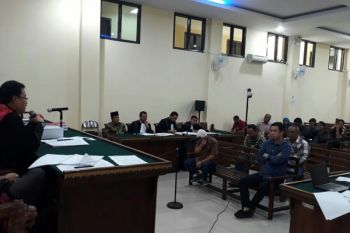 Saksi Iskandar Terima Paket Proyek Senilai 10 Miliar
