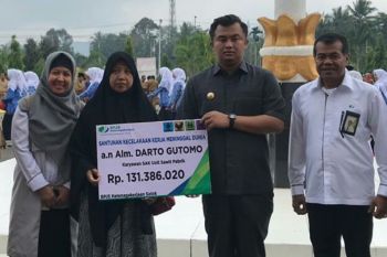 BPJS Ketenagakerjaan Solok serahkan JHT pada narapidana