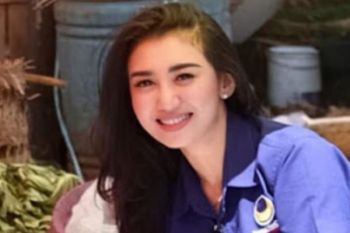 Nasdem bantah artis sekaligus caleg Livy Andriani bersama Andi Arief