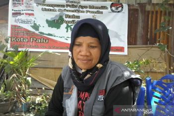 Relasi demokrasi  di palu sosialisasi pemilu 2019 di posyandu