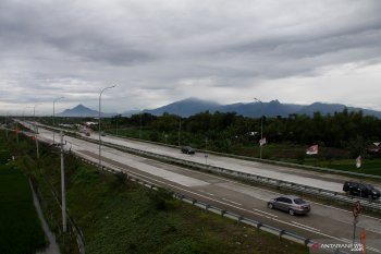 Lebaran, Tol Jombang-Mojokerto bakal dilintasi 52.000 kendaraan